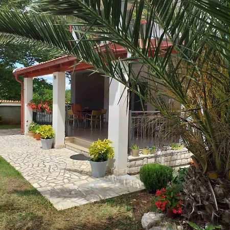 Apartment Nevia Fazana Exterior photo