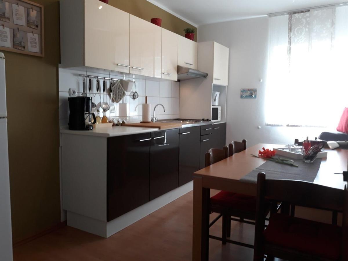Apartment Nevia Fazana Exterior photo
