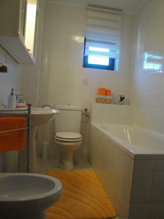 Apartment Nevia Fazana Exterior photo